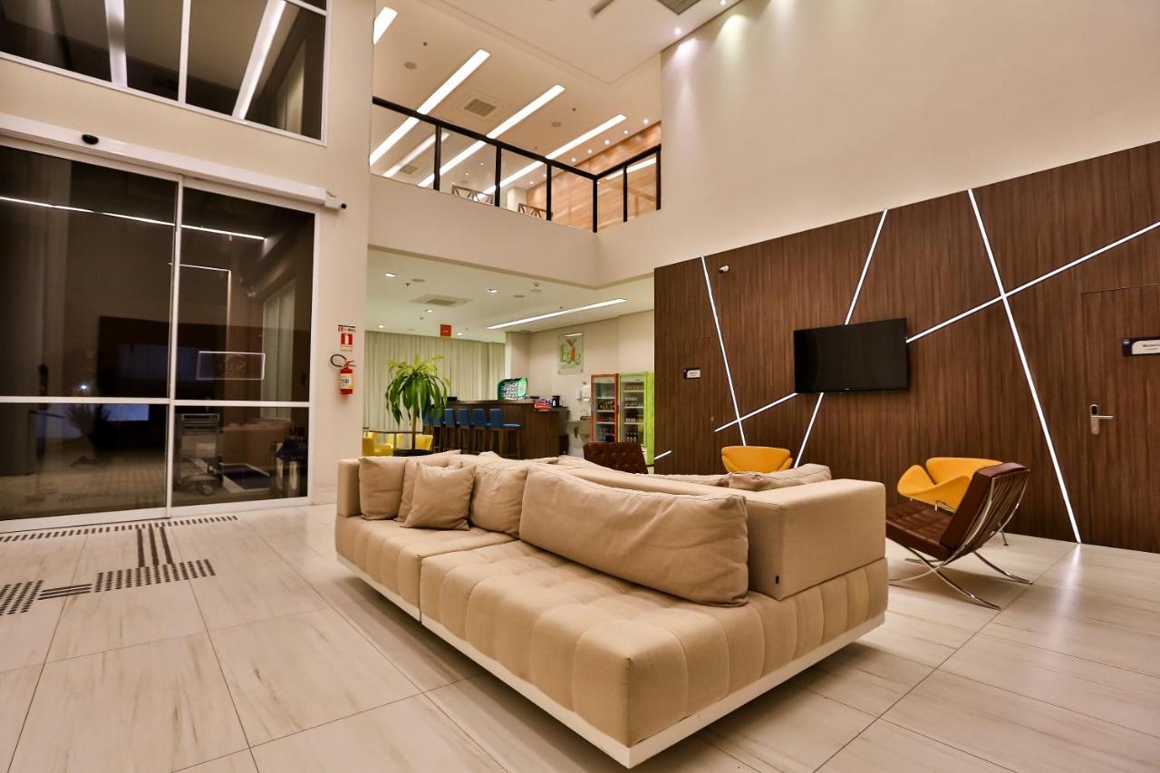 Summit Suites Hotel Pindamonhangaba Kültér fotó